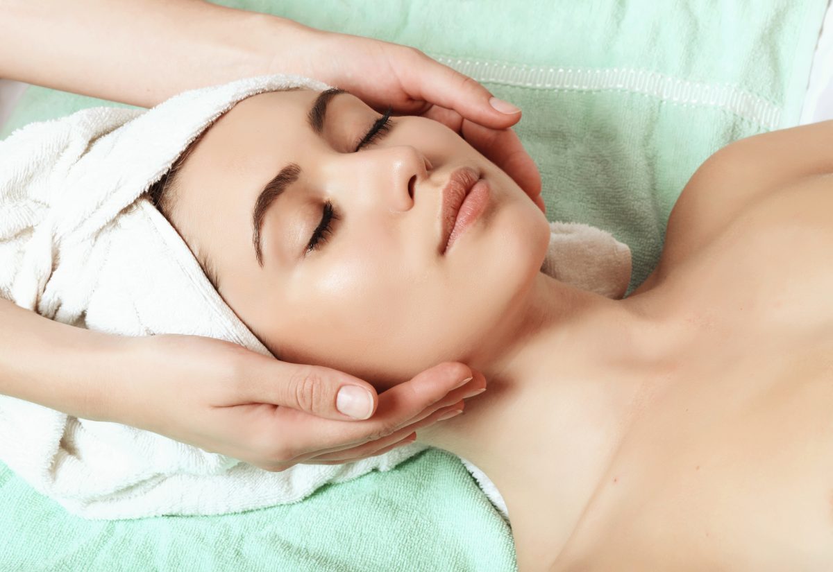 anti-aging-facial-massage-2-1200x825.jpg